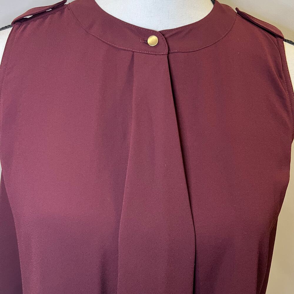 White House Black Market Women's Sleeveless Blouse Size S - Picture 4 of 4